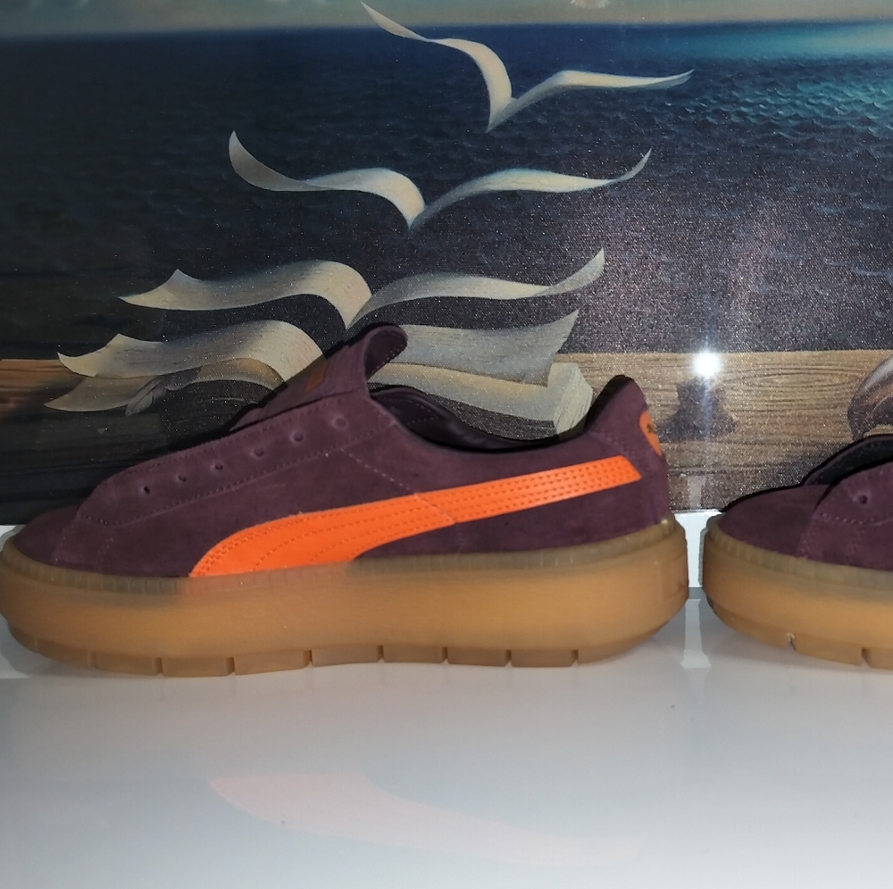 Puma, Women's Platform Sneakers, Low Top Sneakers, Size 8.